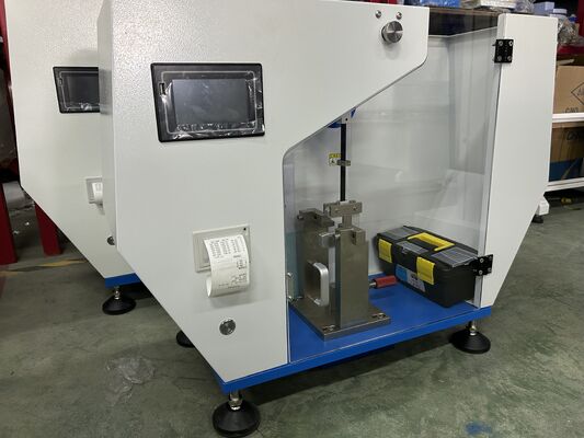 Máquina de ensaio de impacto de Izod e Charpy com exibição digital HT-5D-CM